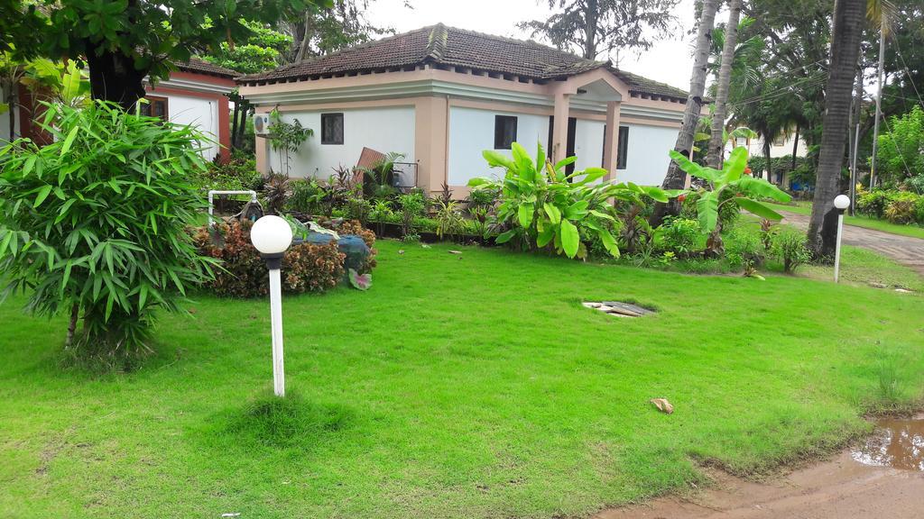 Villa Sunflower Cavelossim Bagian luar foto